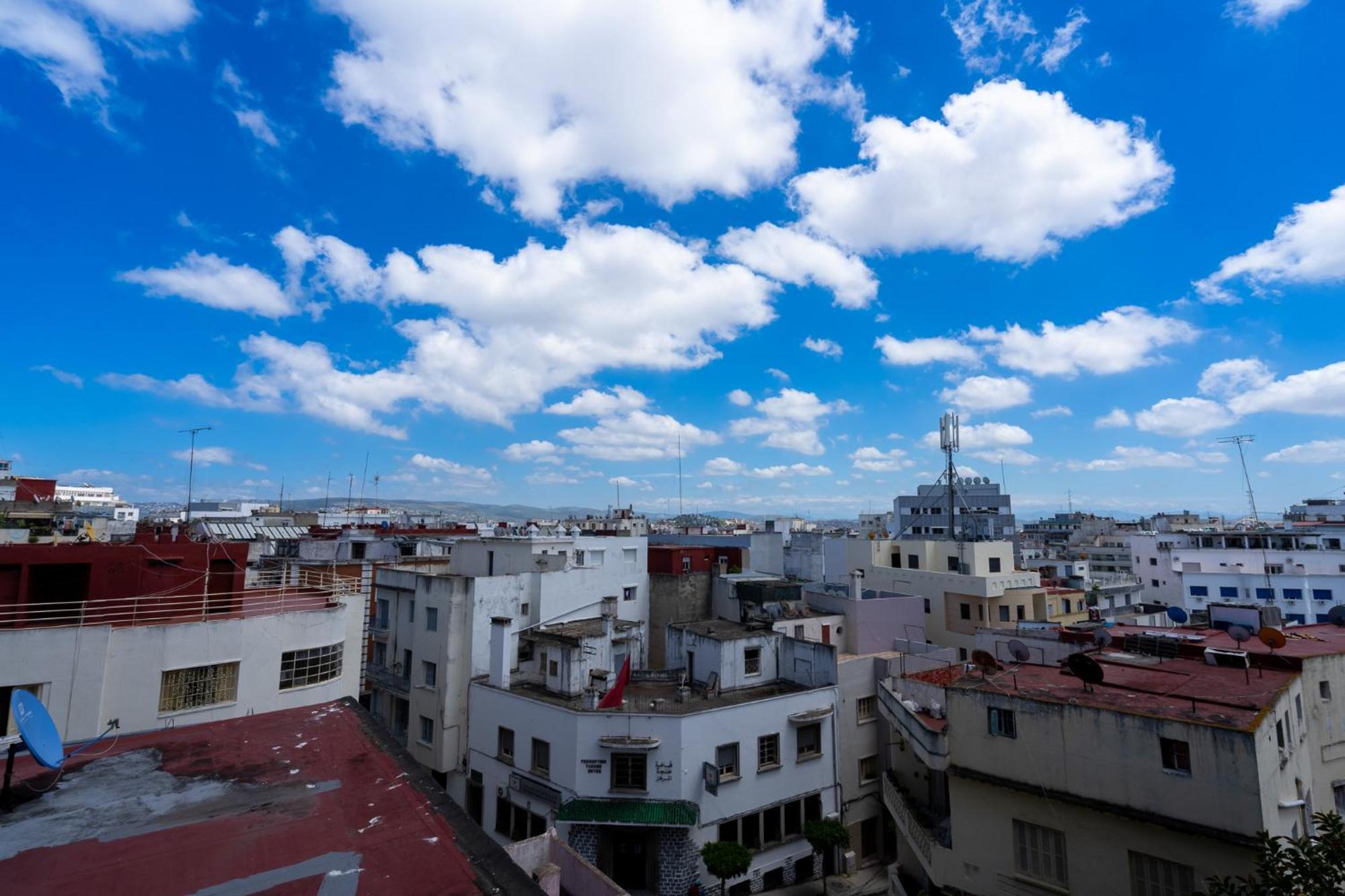 Appartement Ensolleille Au Coeur De Tanger Exterior foto